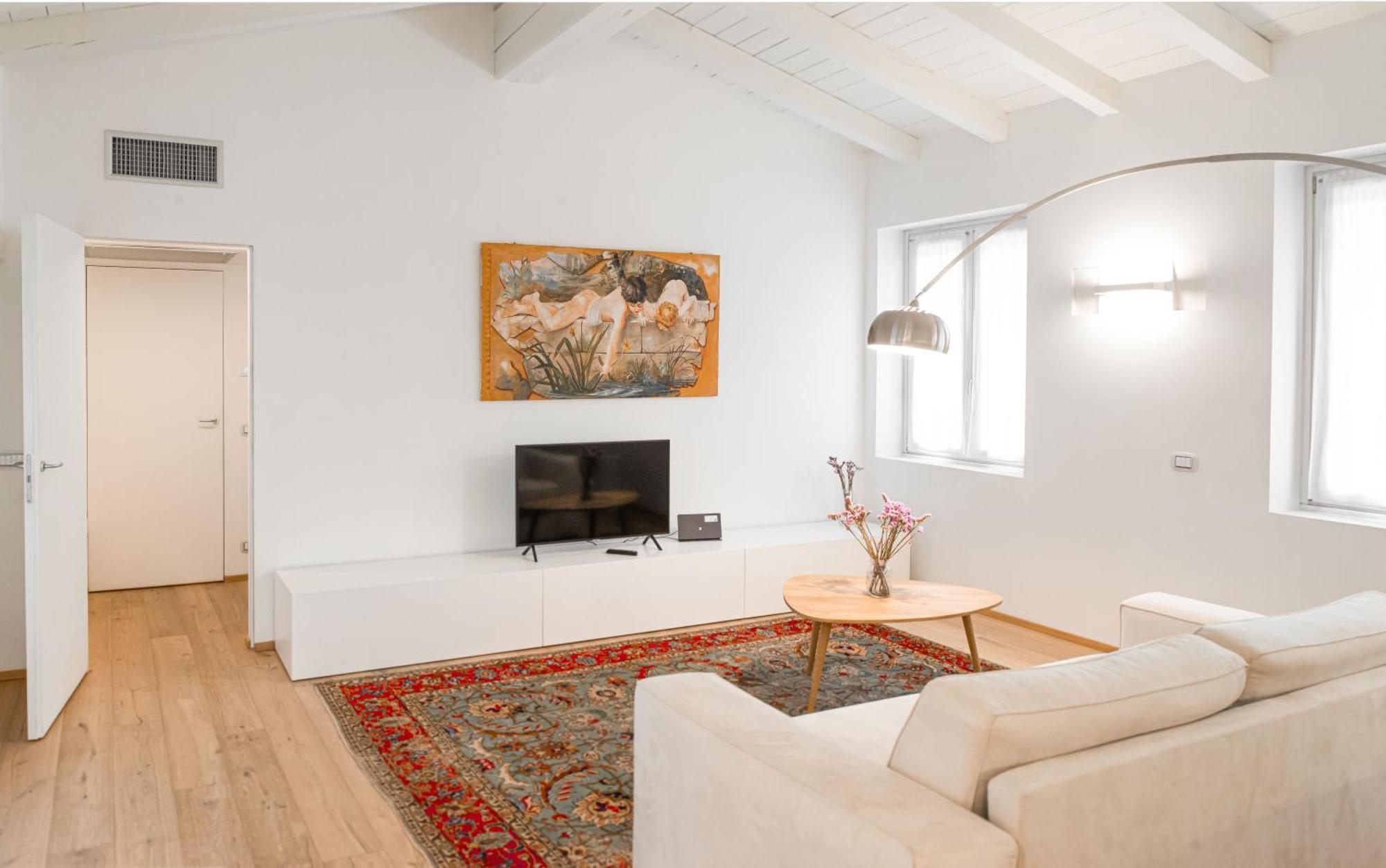 White Moon Crema & Parking Appartement Buitenkant foto